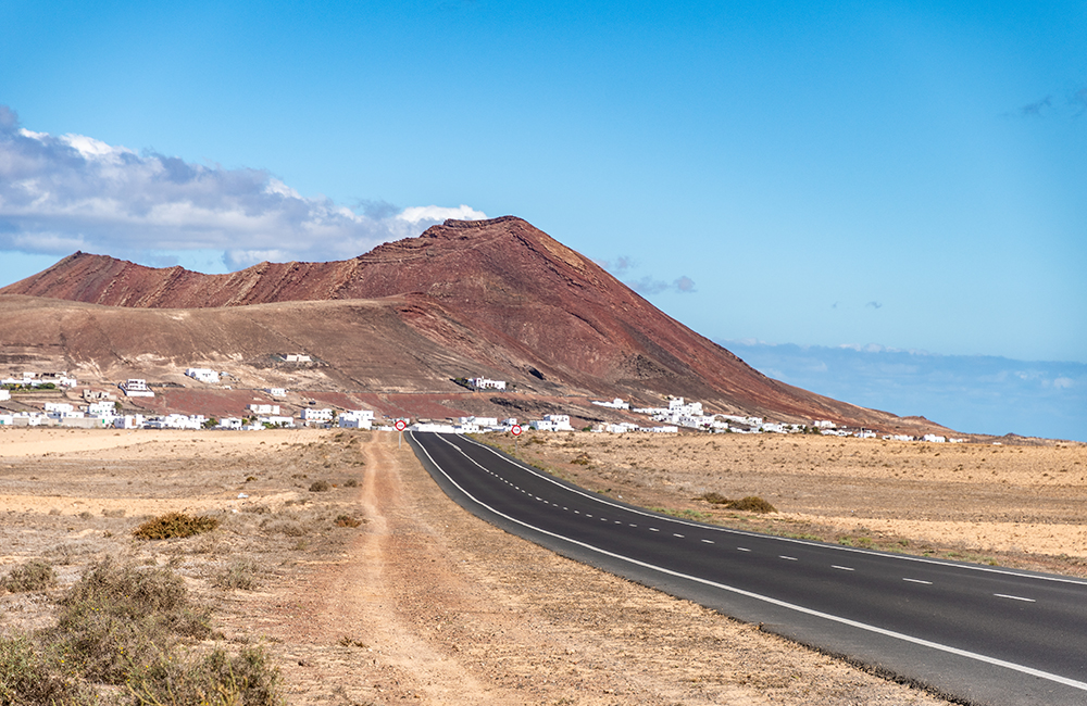 Carretera hacia volcán de Soo