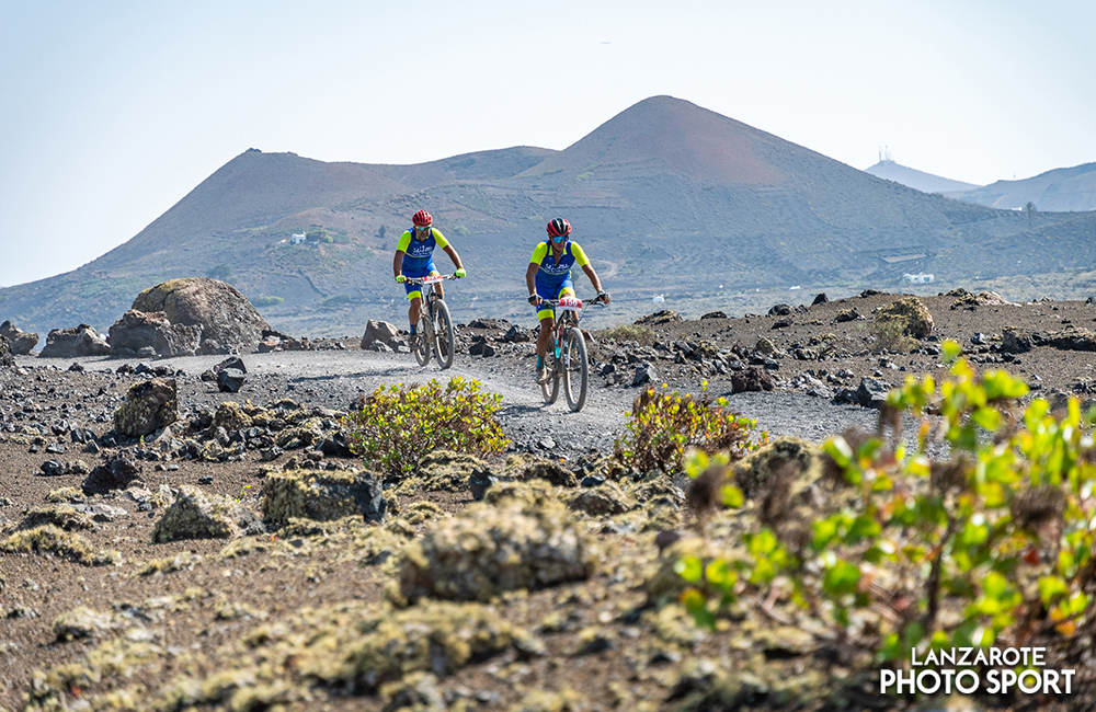 Participantes en la Ultrabike Lanzarote